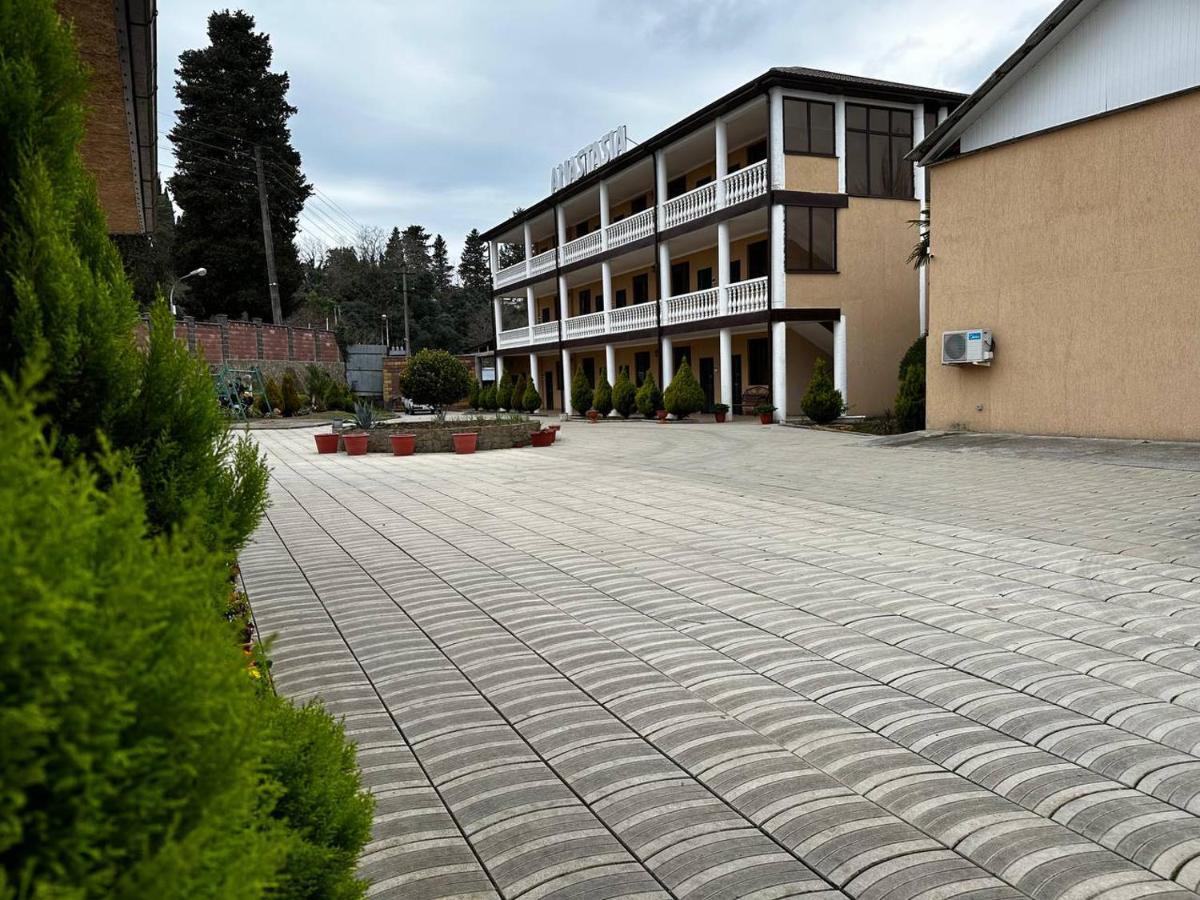 Anastasia Gudauta Exterior foto